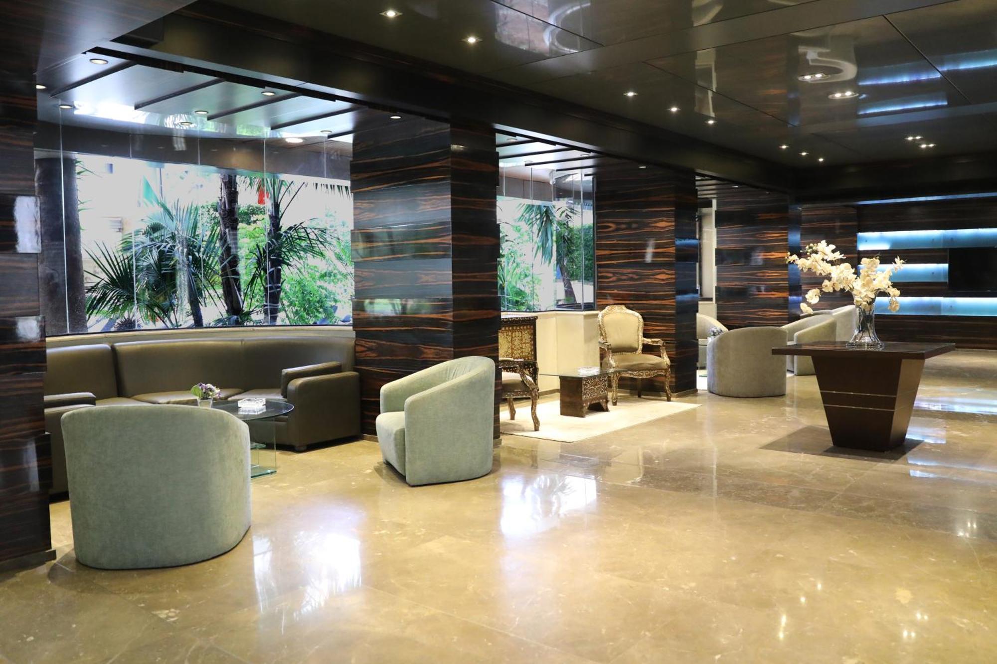 Imperial Suites Hotel Beirut Exteriör bild