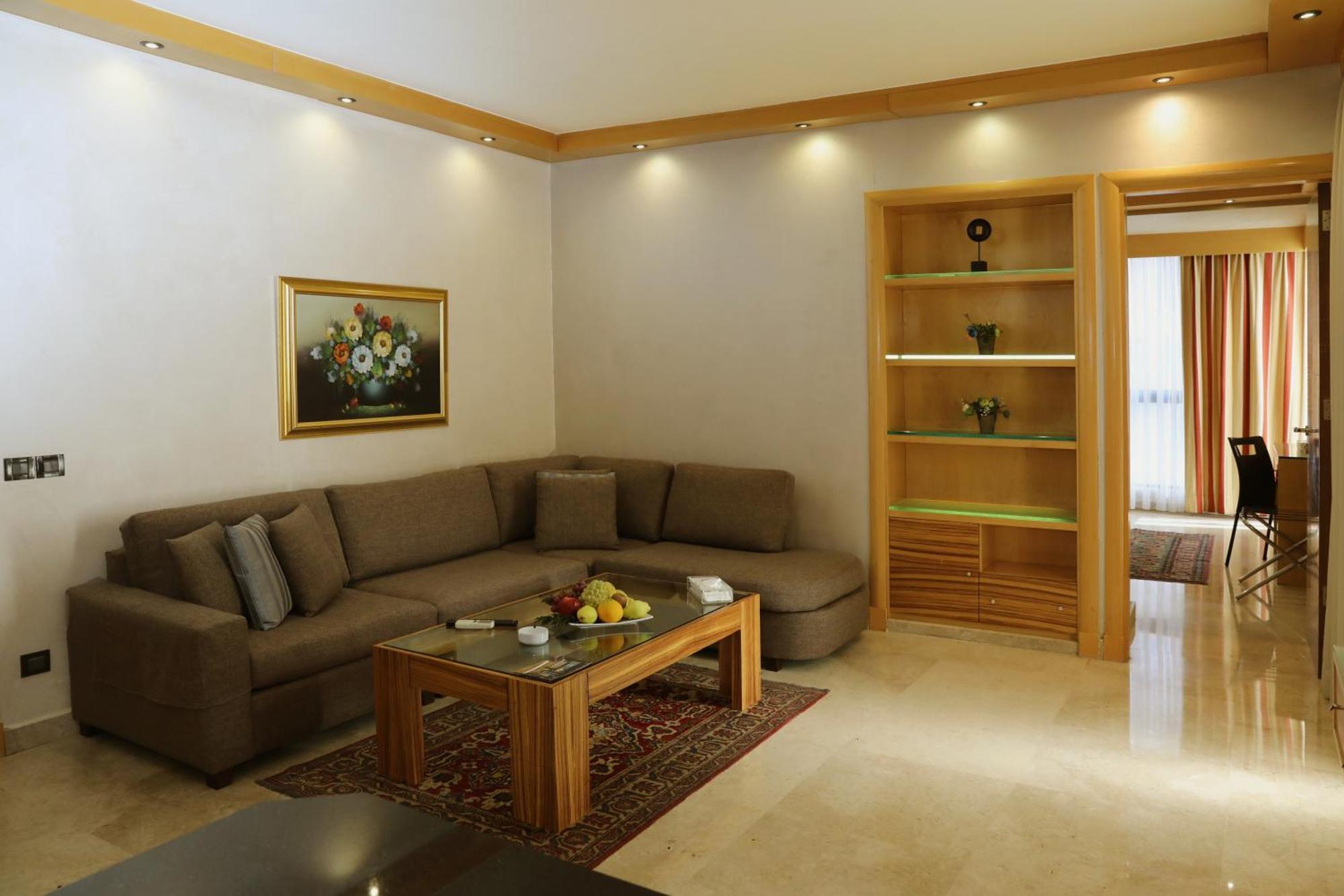 Imperial Suites Hotel Beirut Exteriör bild