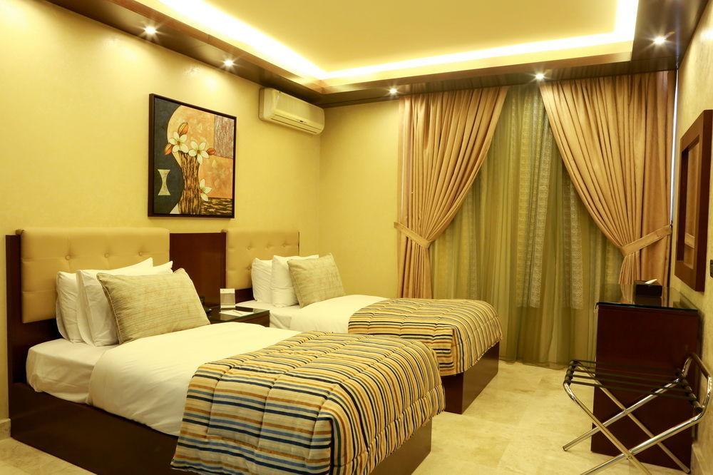 Imperial Suites Hotel Beirut Exteriör bild