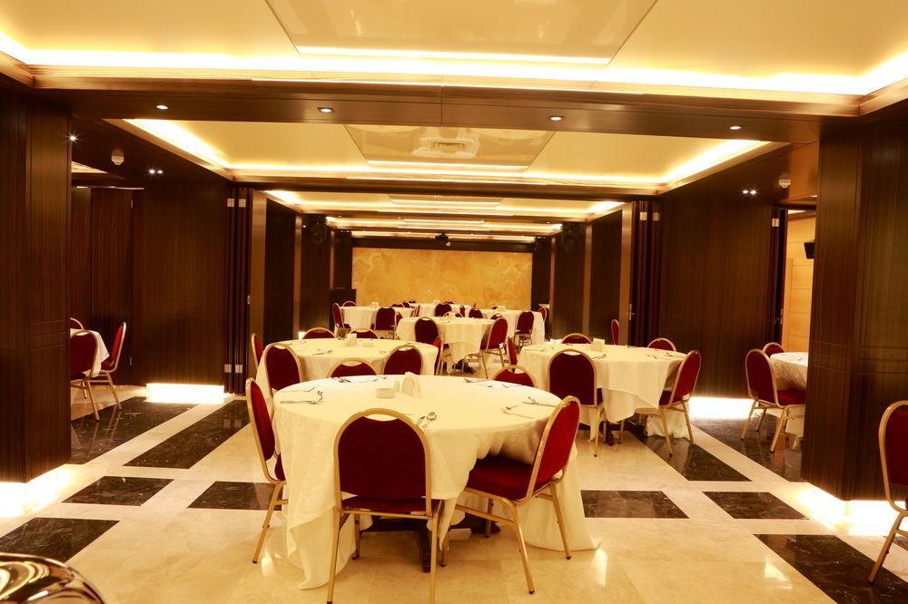 Imperial Suites Hotel Beirut Exteriör bild